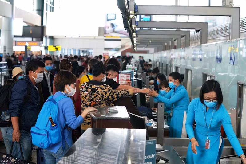 Các chuyến bay nội địa phục hồi tại Nhà ga T1 Nội Bài.