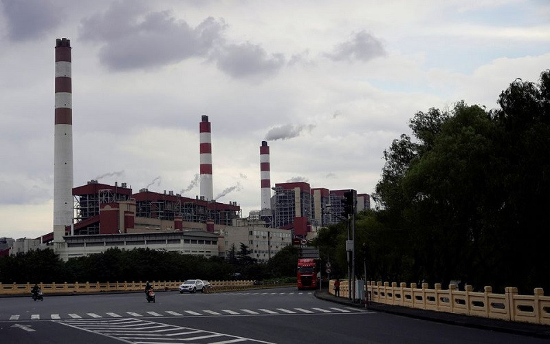 Một nhà máy điện than ở thành phố Thượng Hải, Trung Quốc. (Ảnh: Reuters)