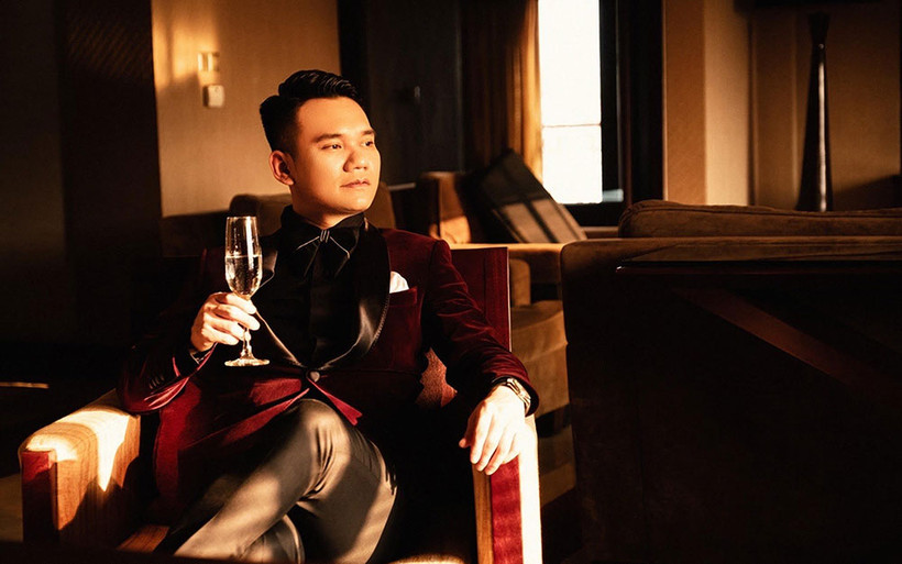 Hình ảnh trong MV “Hiện đại”.