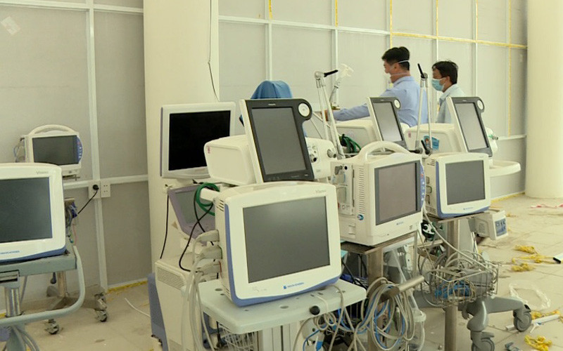 Lắp đặt thiết bị y tế tại bệnh viện dã chiến