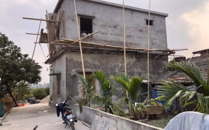 Sập giàn giáo ba người thiệt mạng