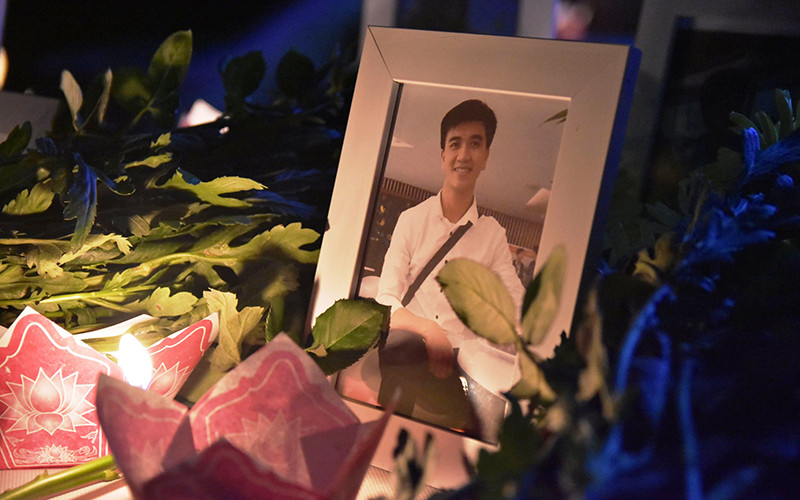 Nam sinh viên Nguyễn Văn Nhã quên mình cứu ba người bị đuối nước tại khu vực bãi tắm biển ở xã Phú Thuận, huyện Phú Vang (tỉnh Thừa Thiên Huế).