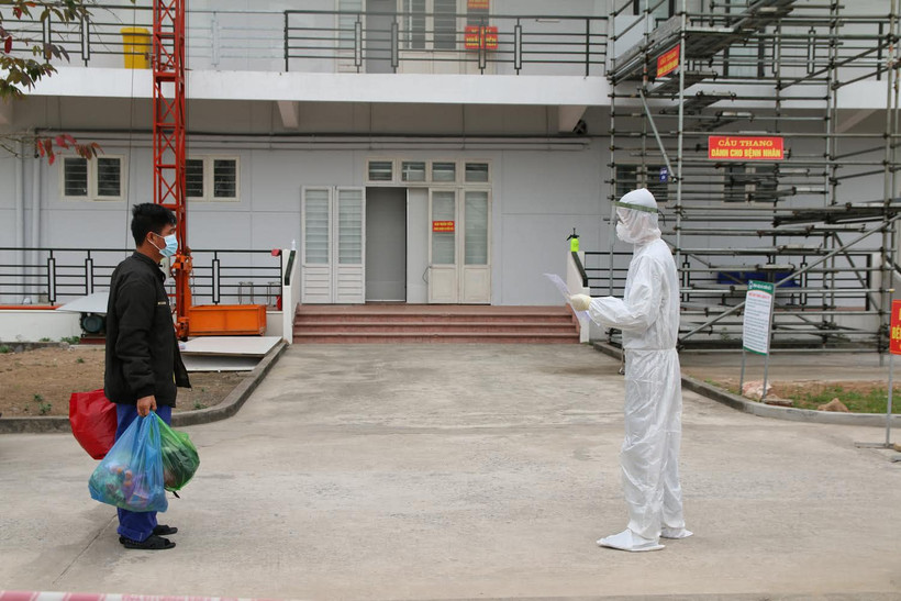 Bệnh nhân Covid-19 đầu tiên được tiếp nhận tại Bệnh viện Dã chiến số 3.