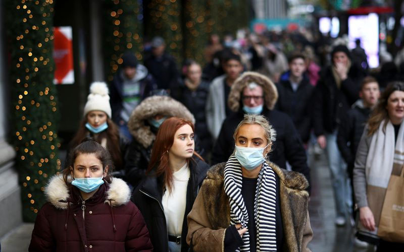 Phố Oxford tại thủ đô London, Anh, tháng 12/2021. (Ảnh: Reuters)