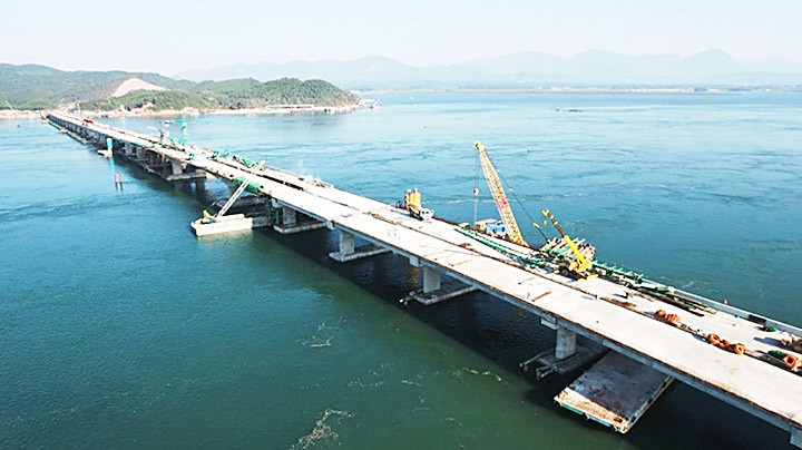 Chính thức hợp long cầu Vân Tiên