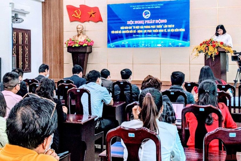 Quang cảnh phát động Giải báo chí “Vì một Hải Phòng phát triển” lần thứ 4. 