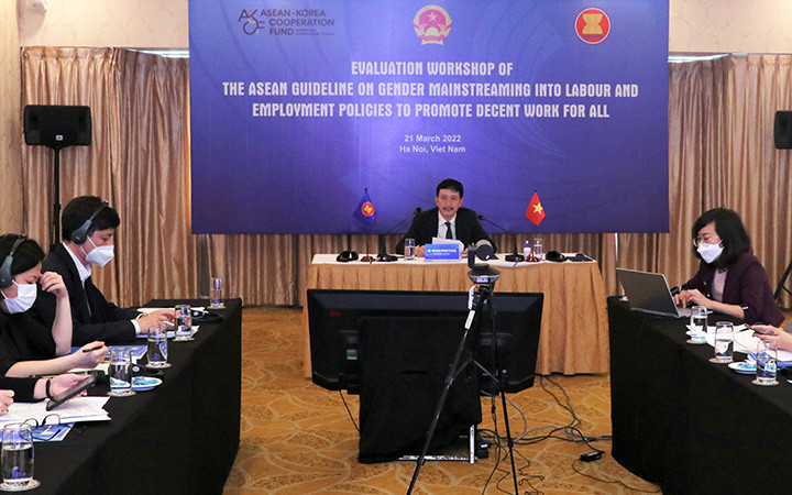 Đại diện Việt Nam dự hội thảo tại đầu cầu Hà Nội (Ảnh: Molisa).