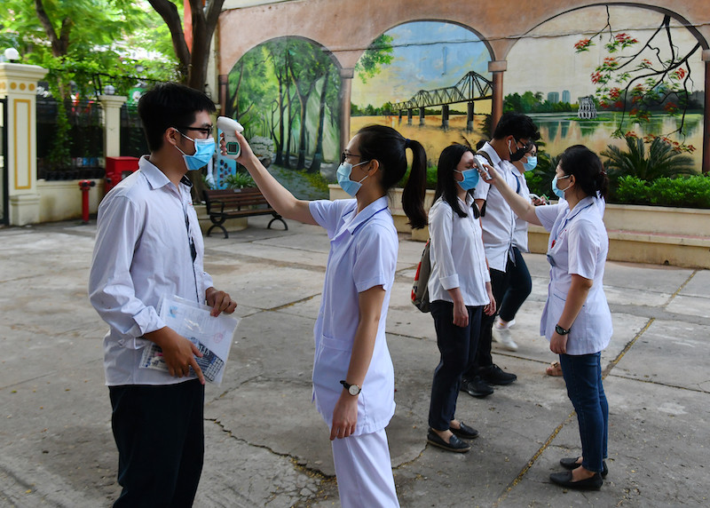 Công tác phòng chống dịch được đẩy mạnh trong các nhà trường (Ảnh: THUỶ NGUYÊN)