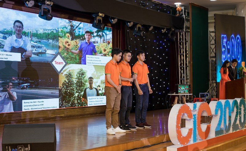 Các thí sinh tham gia cuộc thi "Ý tưởng khởi nghiệp - CiC 2020".