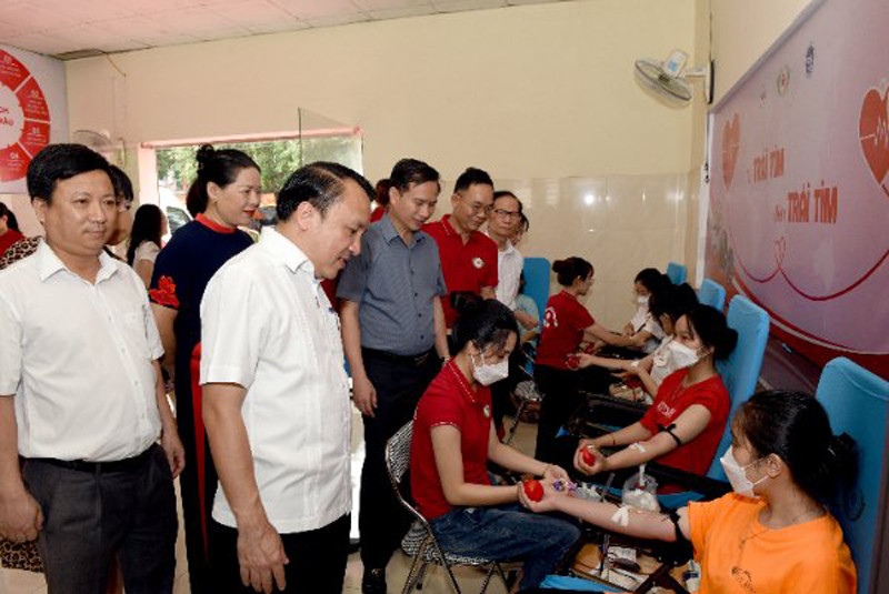 Điểm hiến máu cố định Đại học Vinh được đặt tại Trạm y tế trực thuộc trường Đại học Vinh.