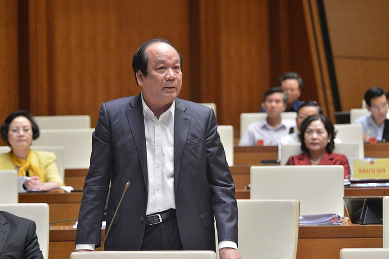 Bộ trưởng, Chủ nhiệm Văn phòng Chính phủ Mai Tiến Dũng tại phiên chất vấn và trả lời chất vấn Kỳ họp thứ 10, Quốc hội khoá XIV, ngày 9-11