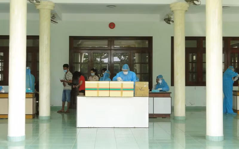 Tiền Giang kiểm soát chặt chẽ các trường hợp nghi nhiễm SARS-CoV-2.