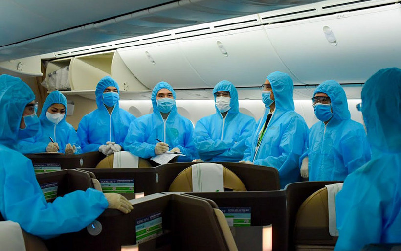 Đưa hơn 200 công dân Việt Nam ở Dubai về nước