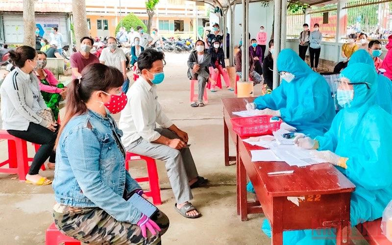 Tháp Mười luôn nỗ lực trong phòng, chống dịch để giữ vững vùng xanh.