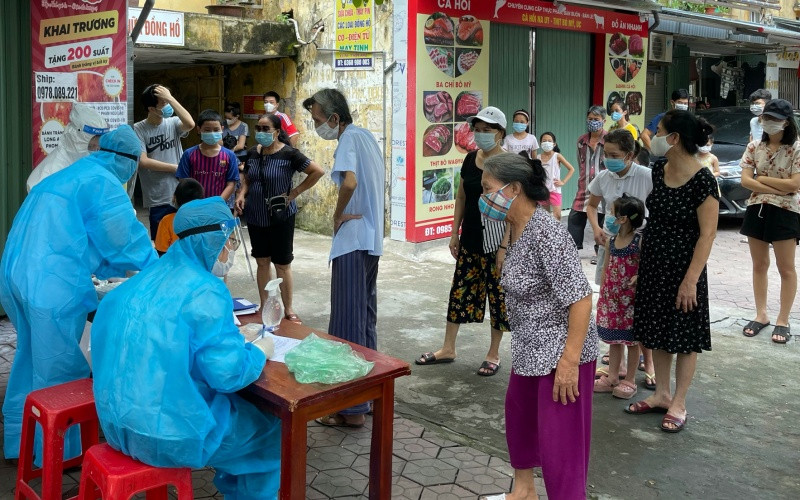 TP Hải Dương lấy mẫu xét nghiệm diện rộng cho toàn thể nhân dân.
