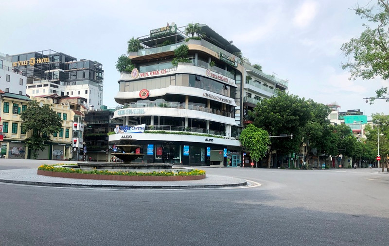 Đường phố Hà Nội trong những ngày giãn cách xã hội.