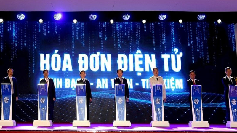 Công bố triển khai Hệ thống hóa đơn điện tử.