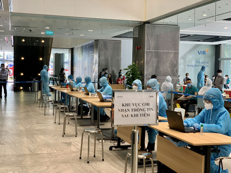 Nhân sự công nghệ của Viettel đã sẵn sàng tham gia chiến dịch tiêm chủng tại TP Hồ Chí Minh.