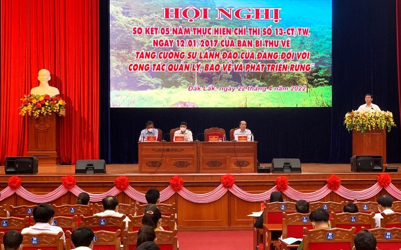 Bí thư Tỉnh ủy Đắk Lắk Nguyễn Đình Trung phát biểu chỉ đạo tại Hội nghị.