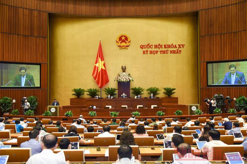 Phiên họp tại Hội trường, Kỳ họp thứ nhất, Quốc hội khoá XV. Ảnh: QUANG HOÀNG