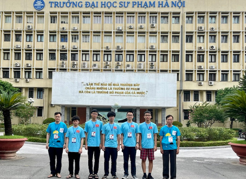 Đội tuyển quốc gia Việt Nam tham dự Olympic Vật lý quốc tế 2021 