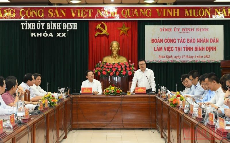 Quang cảnh buổi làm việc. (Ảnh: Thành Đạt)