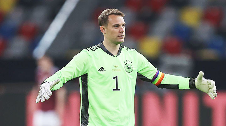 Manuel Neuer chạm mốc 100 trận khoác áo “Cỗ xe tăng”