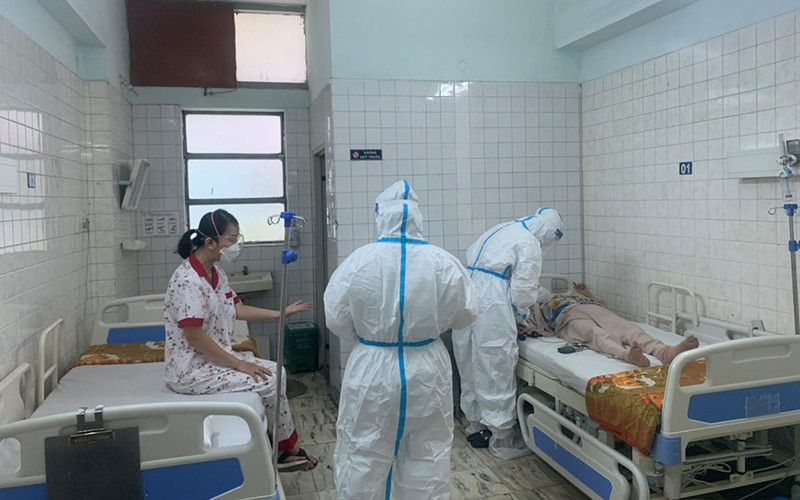 Chăm sóc bệnh nhân hậu Covid-19 ở Bệnh viện Thống Nhất. (Ảnh: Bộ Y tế)