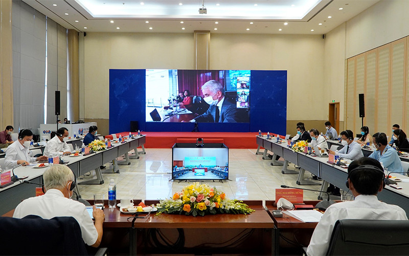 Hội nghị trực tuyến xúc tiến đầu tư giữa tỉnh Bình Dương với đối tác Italia.