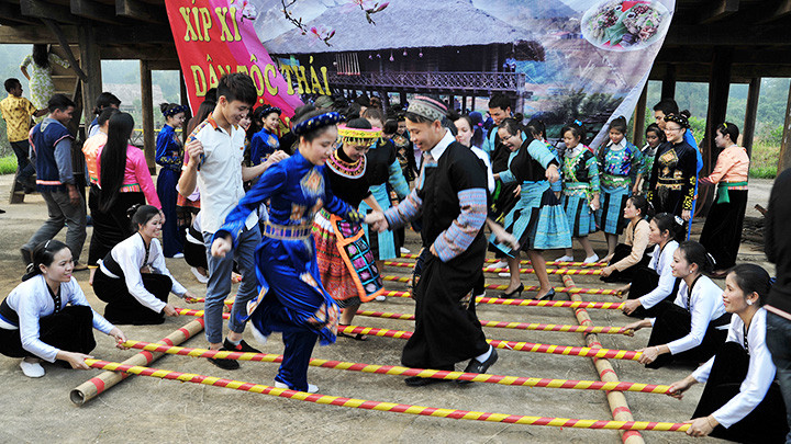 Tết Xíp xí là Tết to nhất trong năm của người Mường, người Thái Phù Yên (Sơn La). Ảnh: NAM ANH