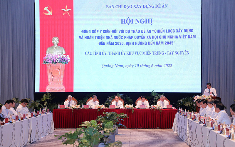 Toàn cảnh hội nghị.