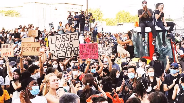 Biểu tình chống bạo lực cảnh sát và phân biệt chủng tộc tại Paris (Pháp), ngày 2-6-2020. Ảnh: REUTERS