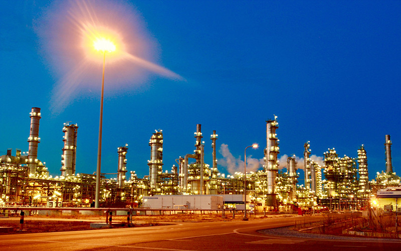 Nhà máy Lọc hóa dầu Nghi Sơn.