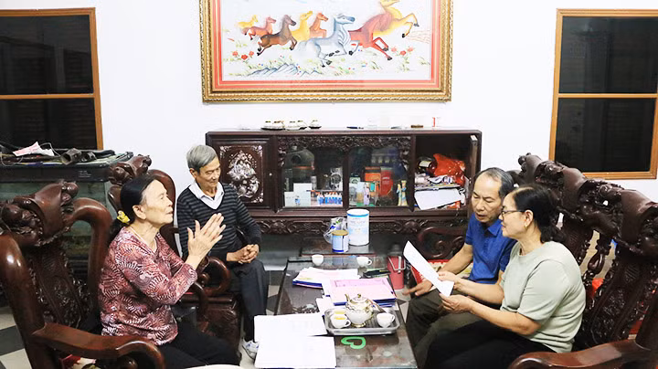 Một buổi tập của đội chèo Nghiêm Xá.