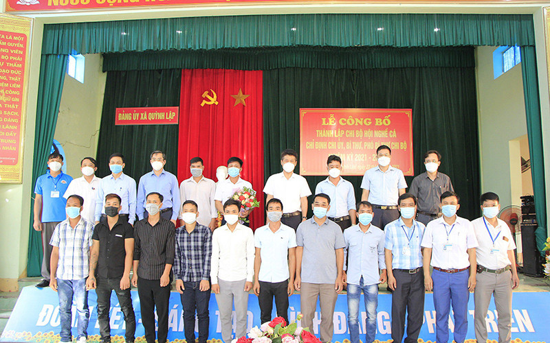Ra mắt Chi bộ Hội nghề cá Quỳnh Lập, thị xã Hoàng Mai (Nghệ An).