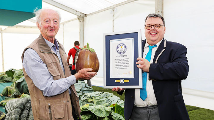 Cuộc thi rau củ khổng lồ