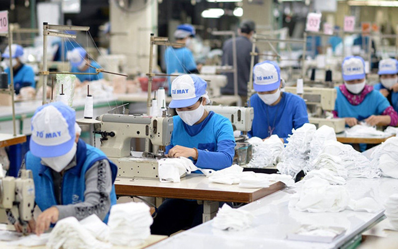 Nhiều DN gặp khó khăn đang hy vọng sớm tiếp cận gói hỗ trợ. 