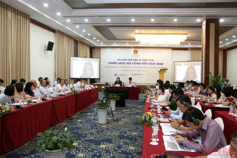 Toàn cảnh hội nghị.