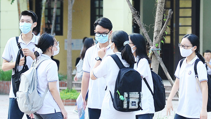 Ngành giáo dục Thủ đô cơ bản đáp ứng nhu cầu học tập của học sinh. Ảnh: SONG ANH