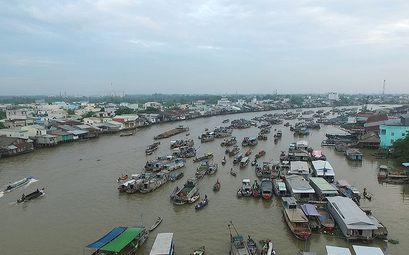 Một góc chợ nổi Cái Răng.