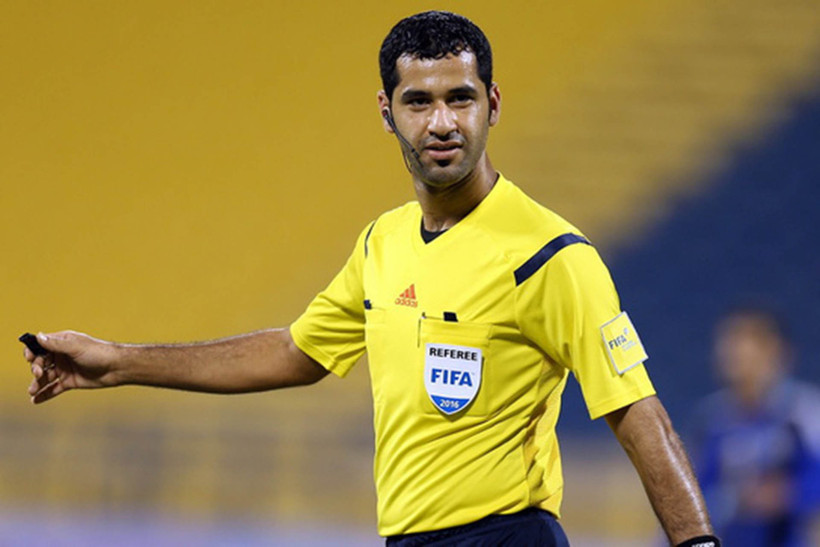 Trọng tài Abdulrahman Ibrahim Al-Jassim. (Ảnh: QFA)