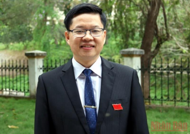 Phó Chủ tịch Thường trực UBND tỉnh Bắc Kạn Đinh Quang Tuyên. 