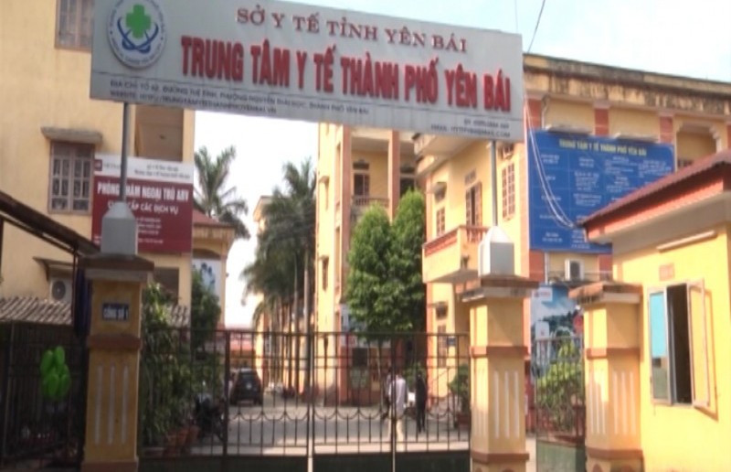 Đình chỉ công tác Giám đốc Trung tâm Y tế TP Yên Bái vì lơ là chống dịch