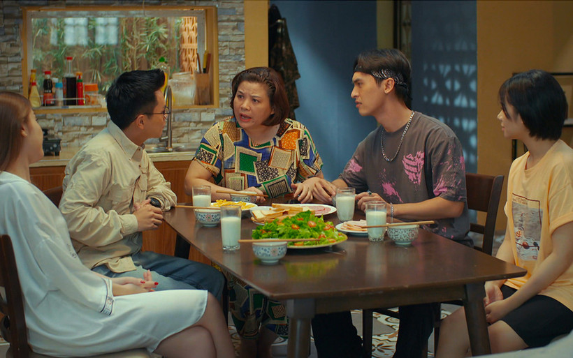 Cảnh trong phim "Sao phải xoắn". (Ảnh: VFC cung cấp)