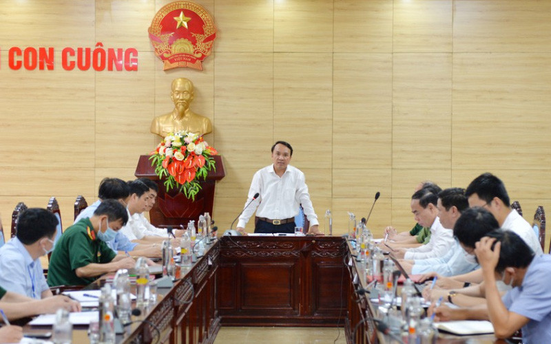 Ban Chỉ đạo Phòng chống dịch Covid-19 tỉnh Nghệ An họp triển khai ngay các biện pháp sau khi có hai ca nhập cảnh dương tính với Covid-19.