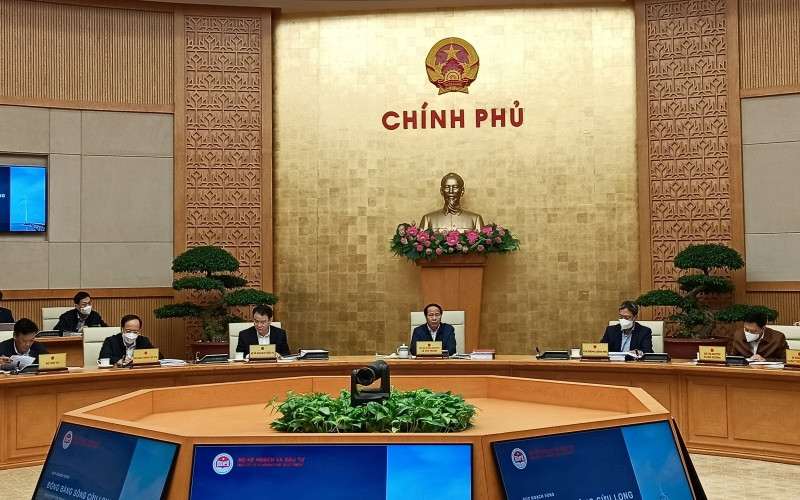 Phó Thủ tướng Lê Văn Thành, Chủ tịch Hội đồng thẩm định chủ trì hội nghị. 