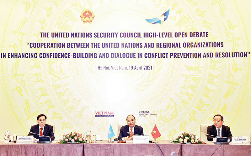 Trên cương vị Chủ tịch, Việt Nam chủ trì và tham gia xây dựng, thông qua chương trình làm việc trong tháng, điều hành các cuộc họp của HÐBA LHQ. Ảnh: Bộ Ngoại giao 