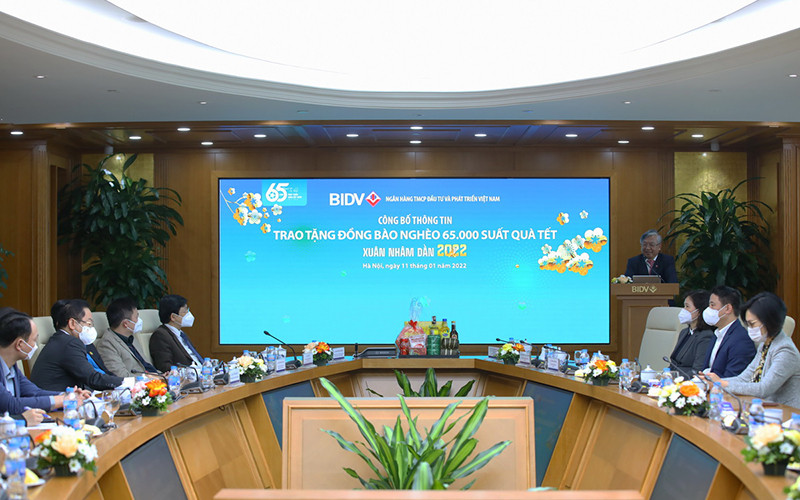 BIDV dành 32,5 tỷ đồng tặng quà Tết người nghèo