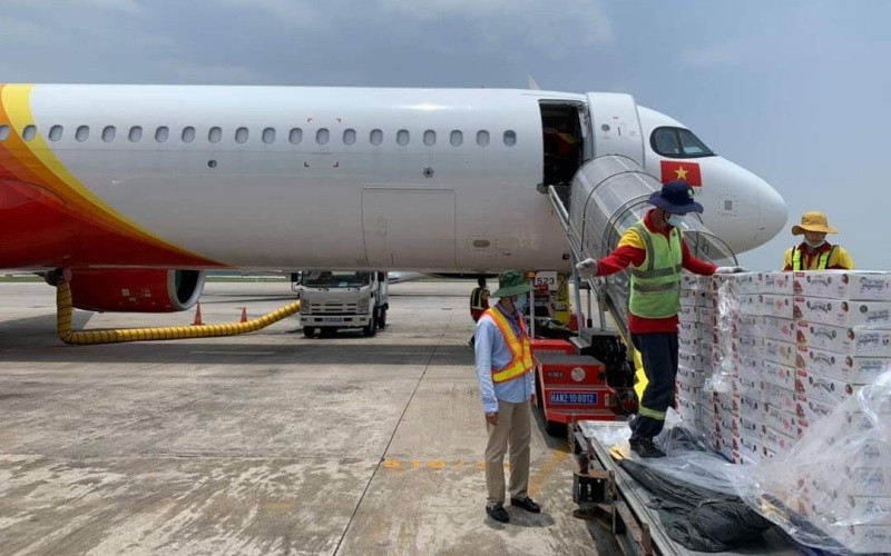 Vietjet Air đưa vải thiều Bắc Giang xuất ngoại