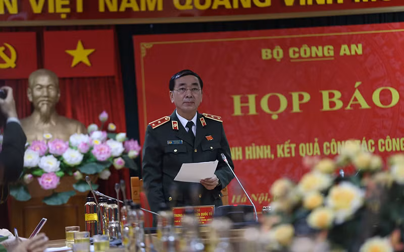 Lãnh đạo Bộ Công an thông tin một số vấn đề các cơ quan báo chí quan tâm.